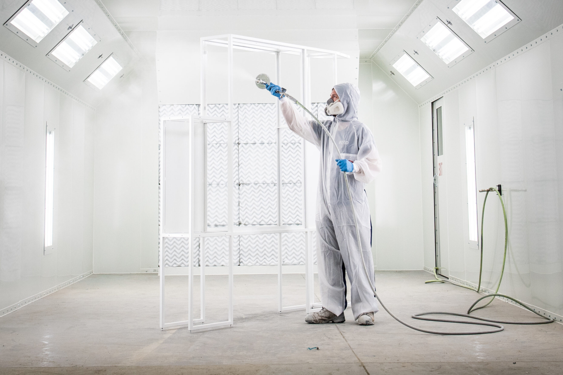 Roto Cabinet Finisher / Scenic Painter