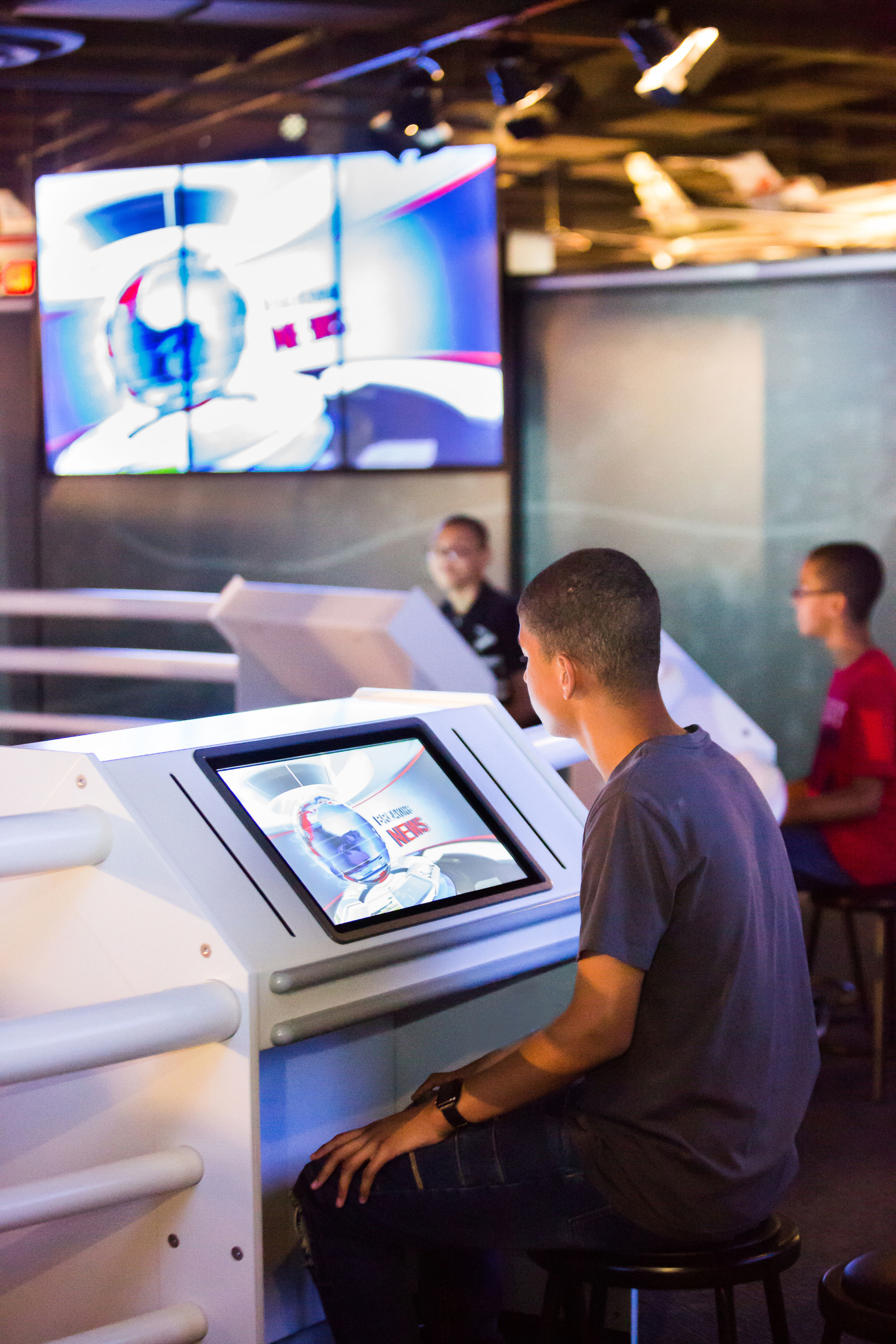 CR Smith Museum American Airlines Interactive Experience by Roto