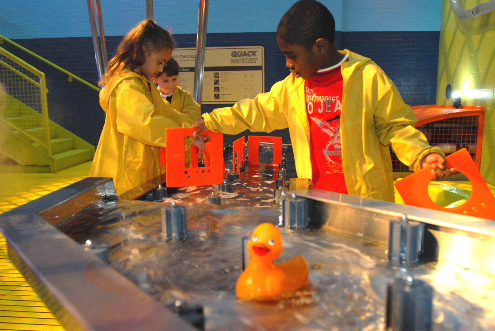 Childrens Museum of Evansville Water Table for Kids by Roto